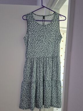 NCLOOK Sleeveless Tiered Dress - Grey/Green with White Spot Print Small